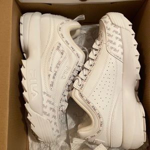 Preloved. Fila Disruptor II Multiflag